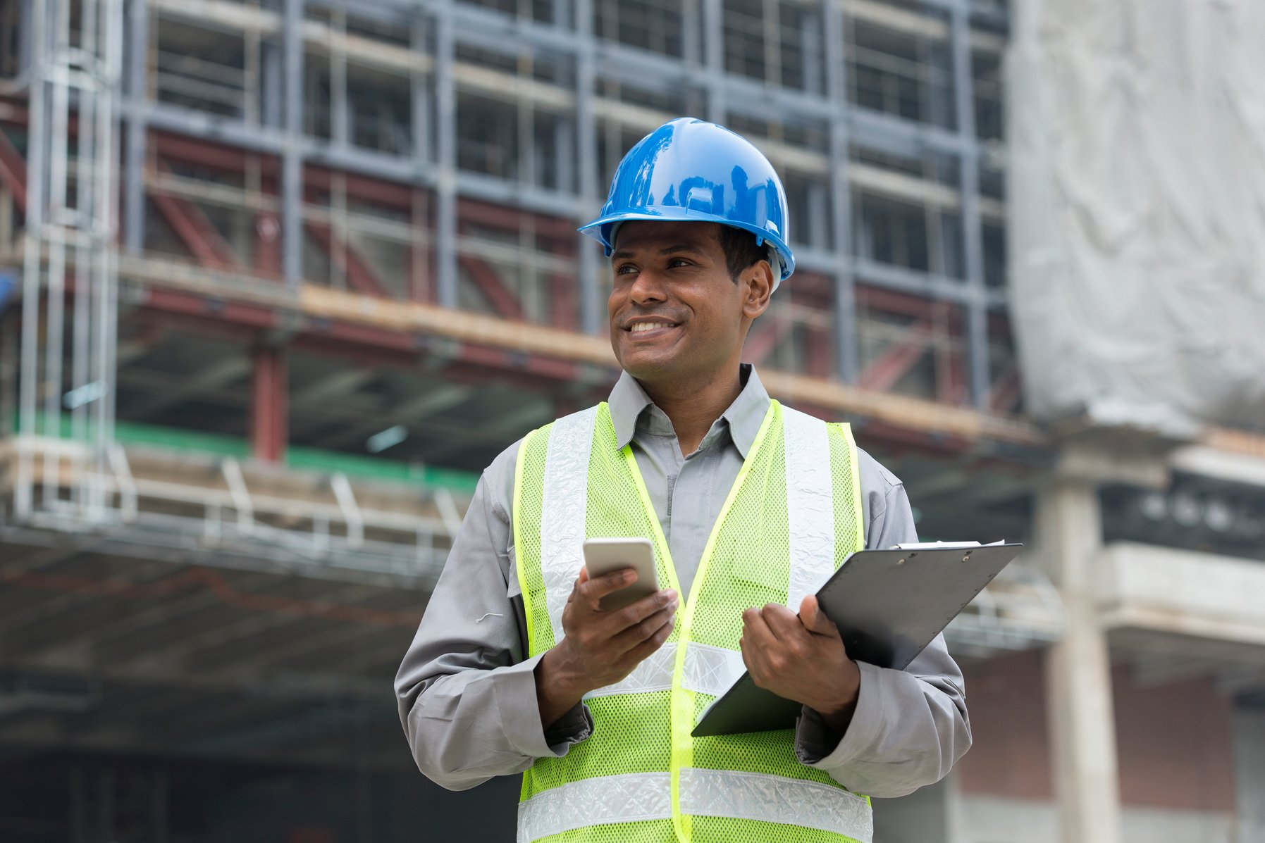 Construction Company PTO Policies and What They Mean for Payroll Teams